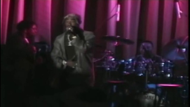 Tupac – Dear Mama (Live)