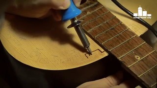 Реставрация Старой гитары Restoring an old classical guitar