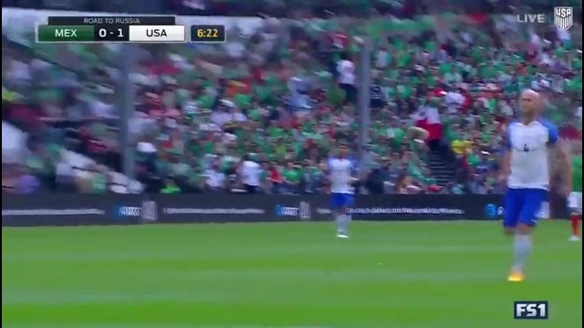 Сумасшедший гол США в ворота Мексики