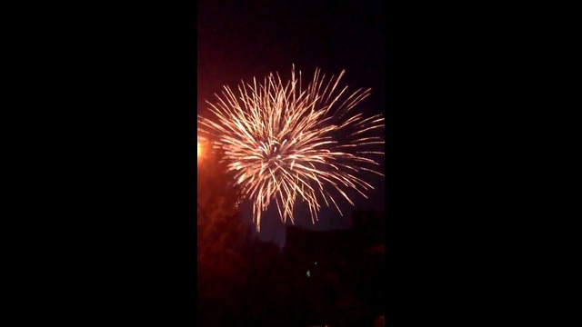 Фейерверк с первого ракурса 28.09.2012