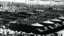 Нерассказанная история Соединенных Штатов. Глава 5. 50-е годы: Эйзенхауэр, бомба