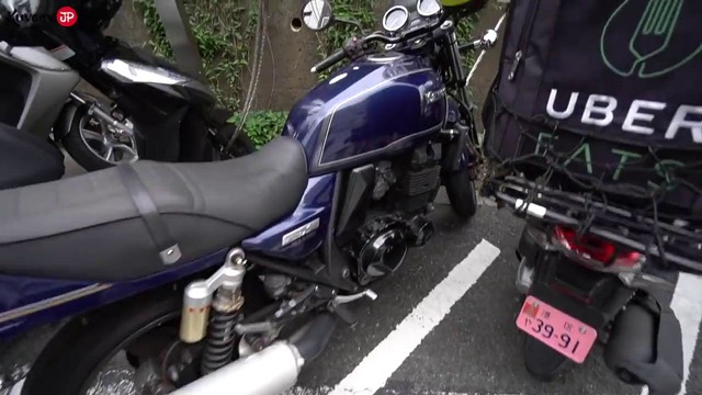 На чем реально ездят японские пацанчики Обзор мото парковки в Токио