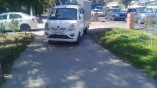 Парковки на тротуарах Ташкента (Часть 1)