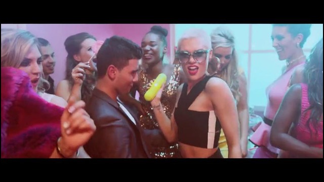 Jessie J – It’s My Party (Official Music Video)