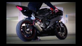 YAMAHA R6