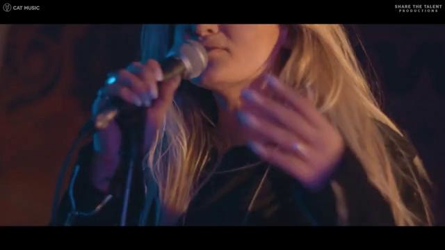 MCulture by Damian Draghici – Nu te las (Cristine Popa) Official Video