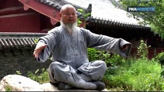 Жизнь в Шаолине: уроки кунг-фу для гостей монастыря и медитация