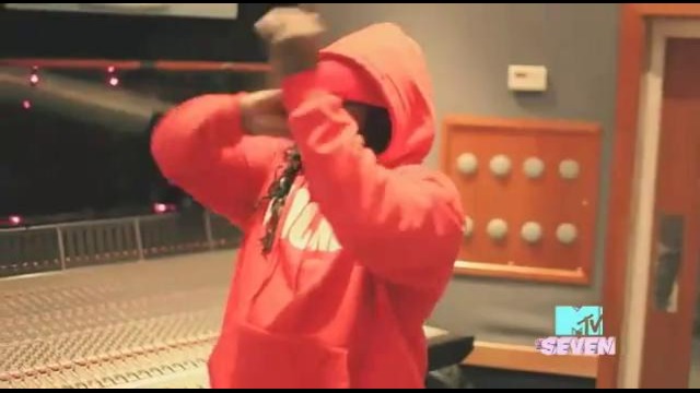 Chris Brown feat Benny Bennasy – Beatifull people