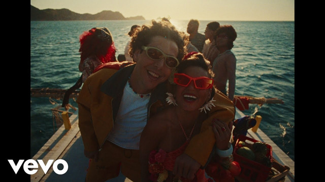 Bomba Estereo, Rawayana, ASTROPICAL – Me Pasa (Piscis) (Official Video)