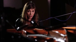 Christina Perri – Human (Live at British Grove Studios)