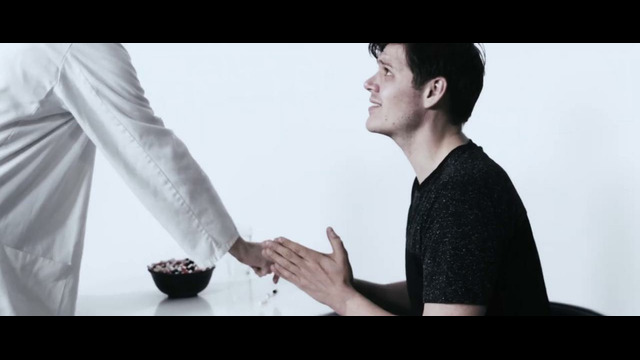 Oceans – Everyone I Love Is Broken (feat. Robb Flynn) (Official Video 2021)