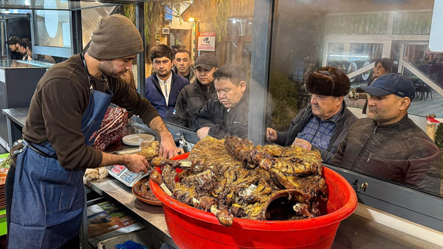 Hundreds Queue! 400 – 500 Kg FINISHED in 25 – Minutes! Tandoor Meat Factory
