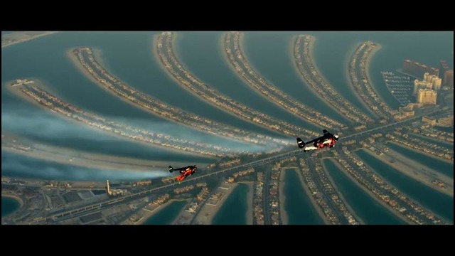 Два парня пролетели на реактивном ранце-крыле над Дубаем