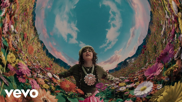 Zedd – Lucky (feat. Remi Wolf) [Official Music Video]