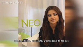 Selena Gomez Answers Fans Through the Vine