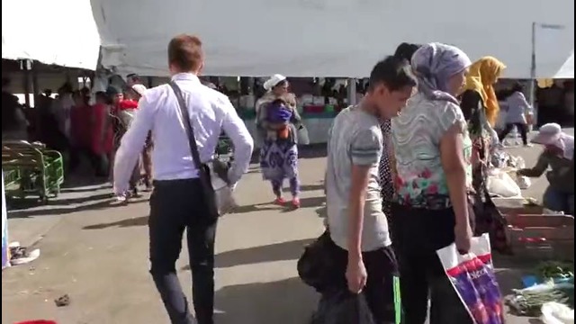 Russo Turisto в Узбекистане