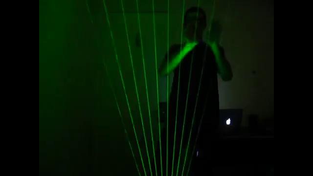Арфа с лазерными лучами