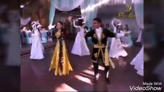 Из уйгурской свадьбы = Попурри на популярные песни