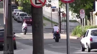 Motos esportivas acelerando em Curitiba – Parte 3