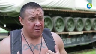 Мировой рекорд- силач Михаил Кокляев тащит на себе танк Т-72