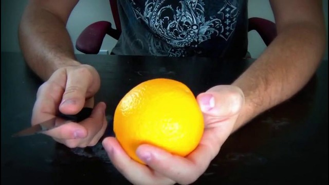 Простой способ почистить апельсин