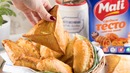 Расстегаи с мясом и капустой