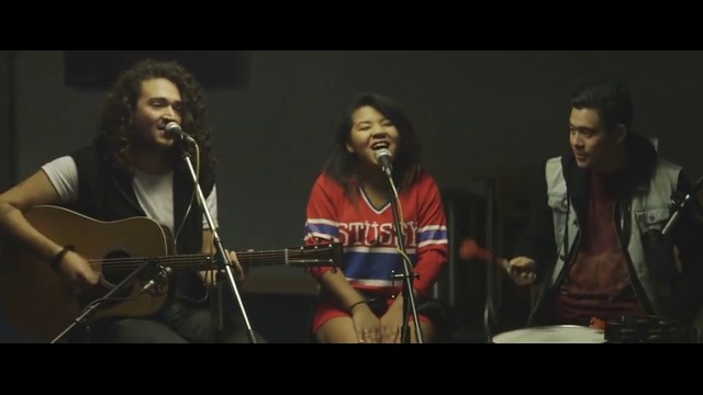 Hillsong Young & Free – Alive (Live at RELEVANT)