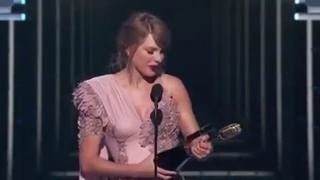 Taylor’s speech for winning ‘Top selling Album’ – BBMAs 2018