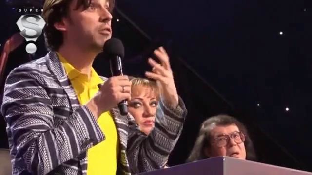Галкин обстебал Ивана Дорна на шоу «Один в один!»