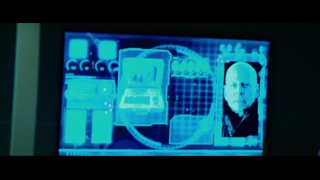 Спасение – Дублированный Трейлер (2015)