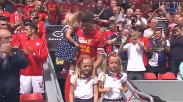 Liverpool FC. Anfield salutes Stevie G