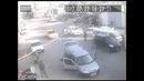 Дети выпали с машины