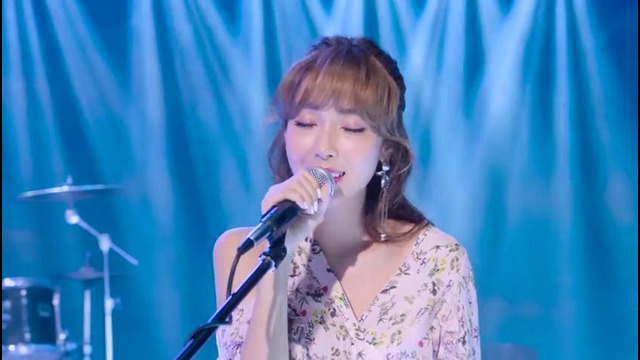 Jessica – Dear Diary (Live Performance)