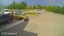 Девушка за рулем и высокий бордюр