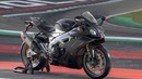 Новая Aprilia RSV4 Factory 2019