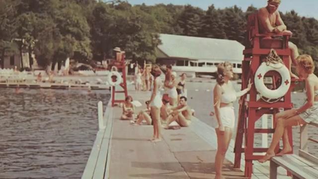 Находит открытки курортов 60-ых годов
