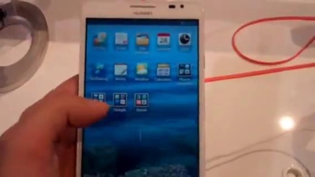 Huawei Ascend Mate vs Samsung Galaxy Note II CES 2013