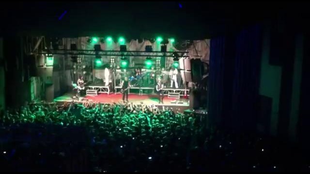 Skillet – Rebirthing (Kiev Live)