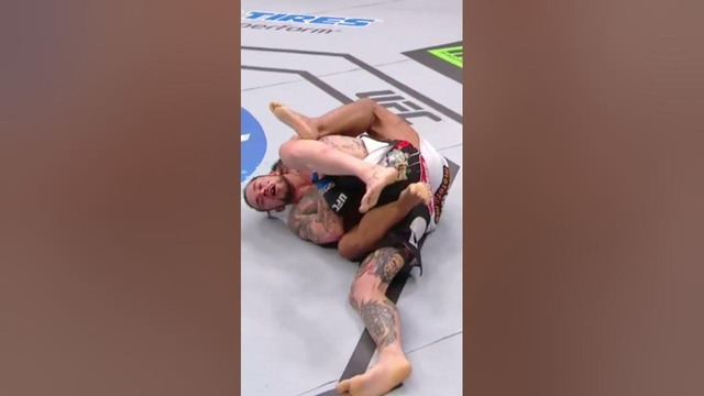 Ben Henderson is a Submission MASTER #shorts