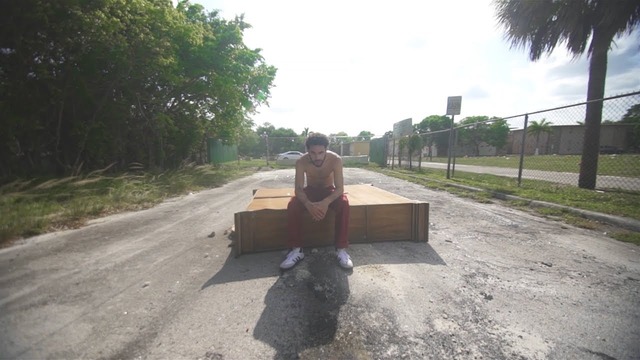 Fukkit – Flashbang (Official Video)