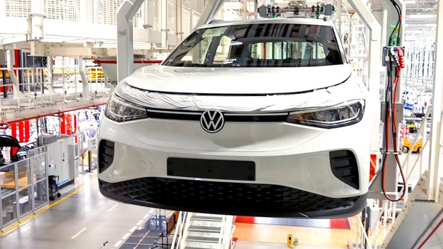 Volkswagen ID.4 Production Line