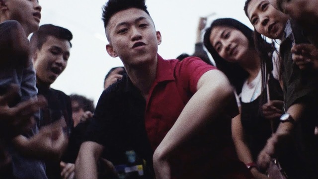 Rich Brian – Kids (Official Video)