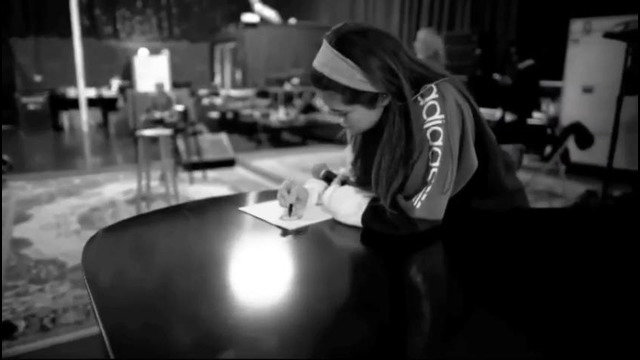 Selena Gomez Gets Ready For Her Revival Tour