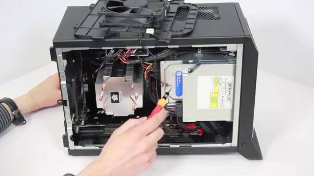 Видео обзор игрового компьютера MSI Nightblade