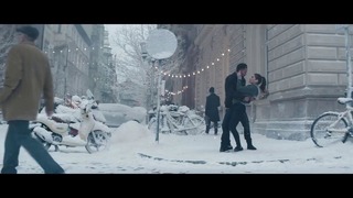 Holiday — Sway — Apple