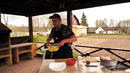 Курица гриль в пивном маринаде. Картофель с грибами на углях