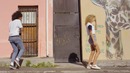 Lost Frequencies & Zonderling – Crazy (Official Video 2017)