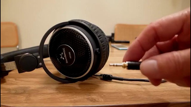 Soundmagic HP-200 Stereo Headphone Review by Dale