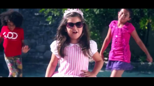 Sophia Grace – Girls Just Gotta Have Fun (Official Music Video)