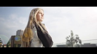Iuliana Beregoi – Generatia Z (Official Video) by Mixton Music